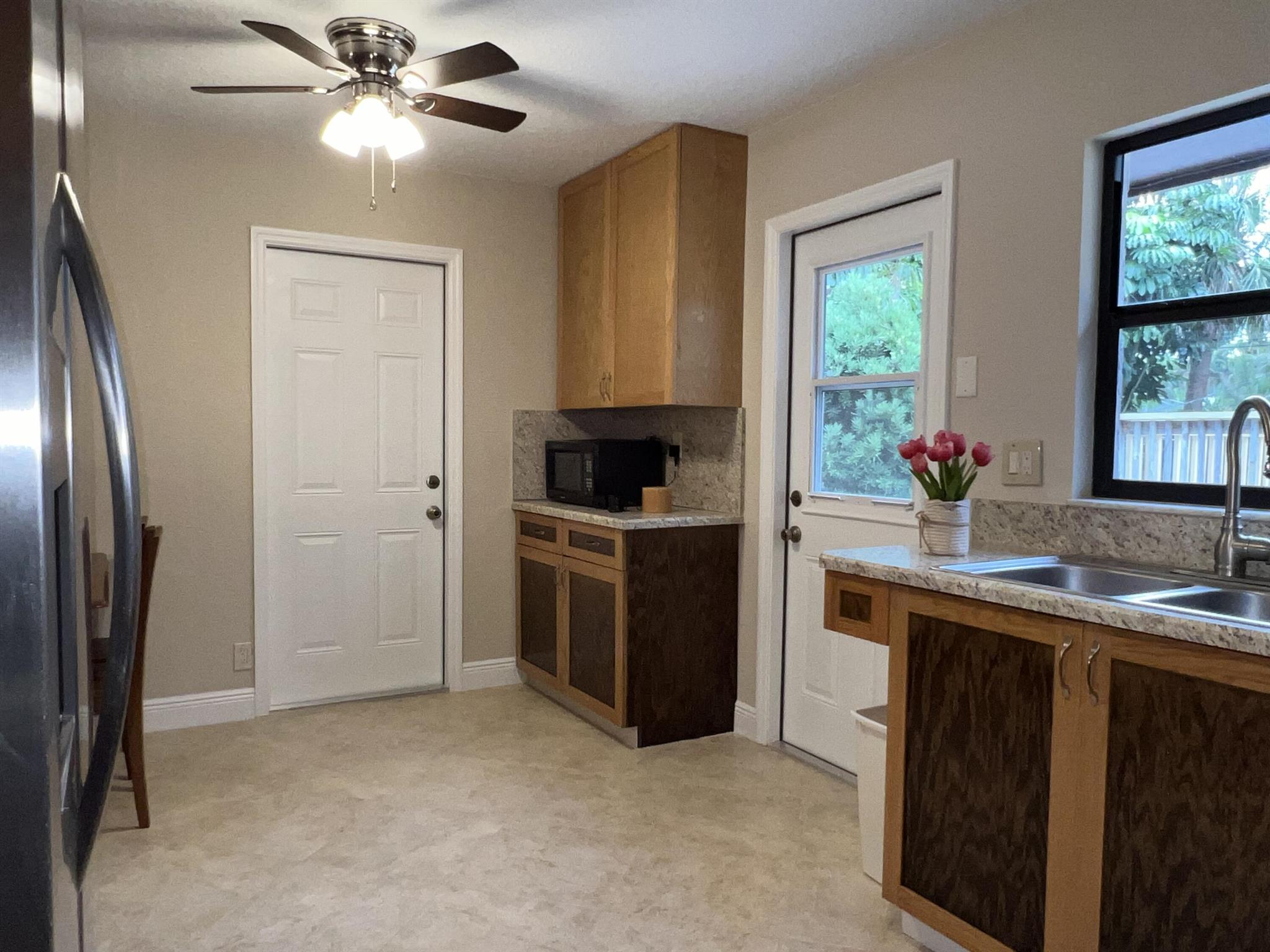 LAKE PARK MANOR IN - Residential Lease