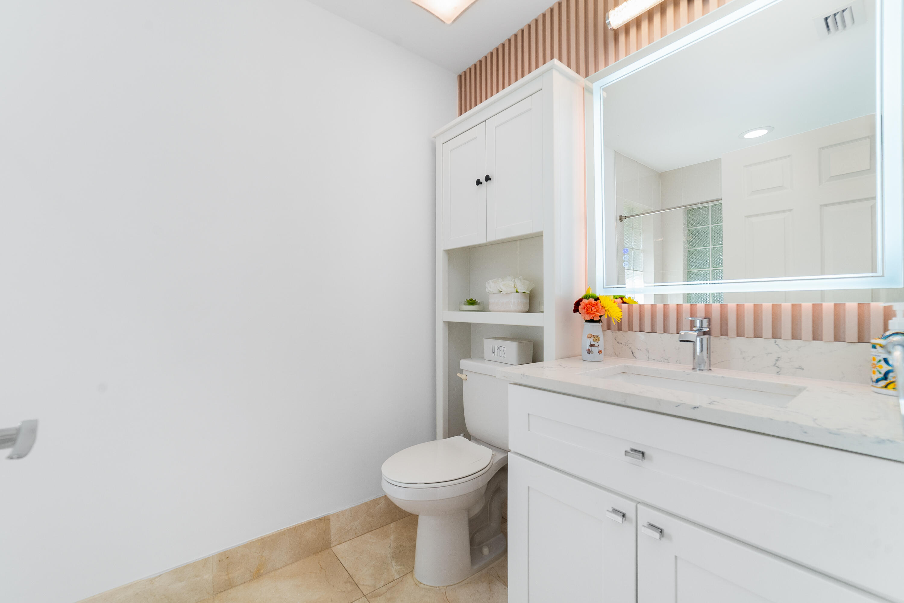 PINEWOOD EAST OF WELLINGTON - Residential