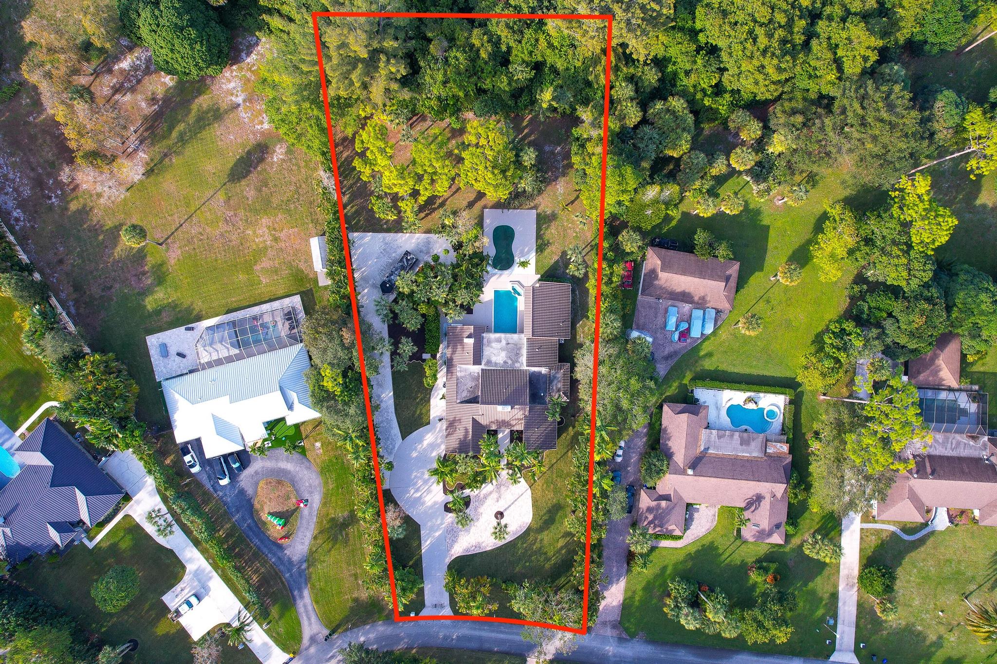 PINEWOOD EAST OF WELLINGT - Residential