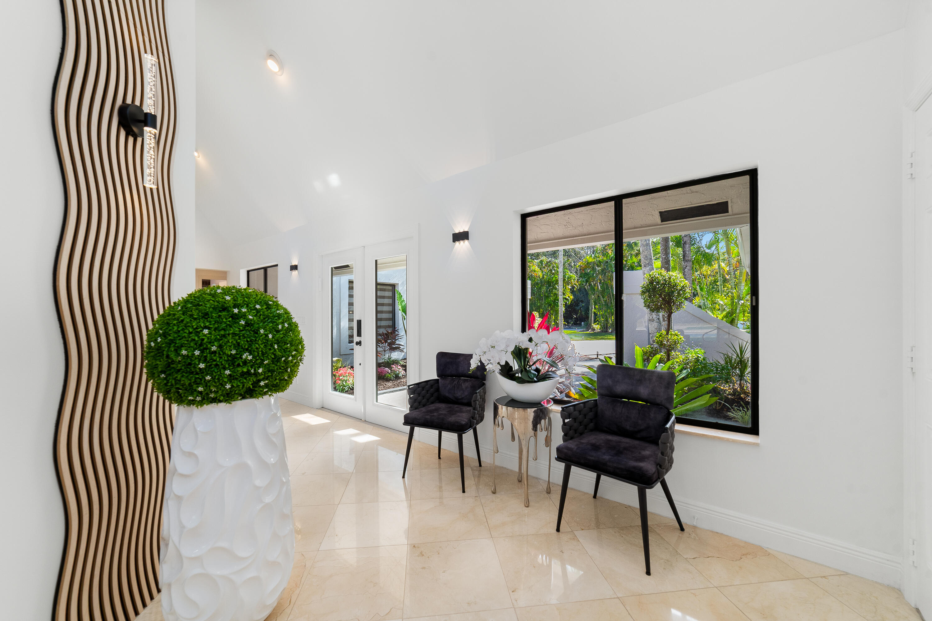 PINEWOOD EAST OF WELLINGTON - Residential