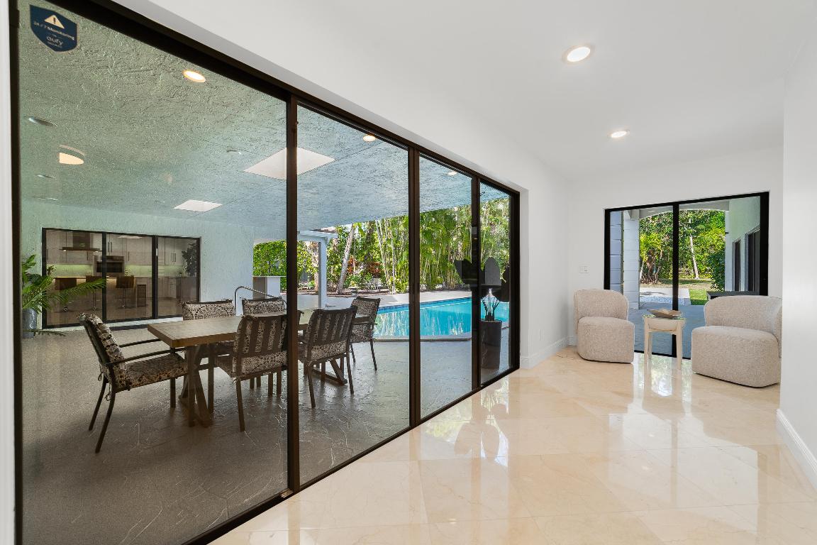 PINEWOOD EAST OF WELLINGTON - Residential