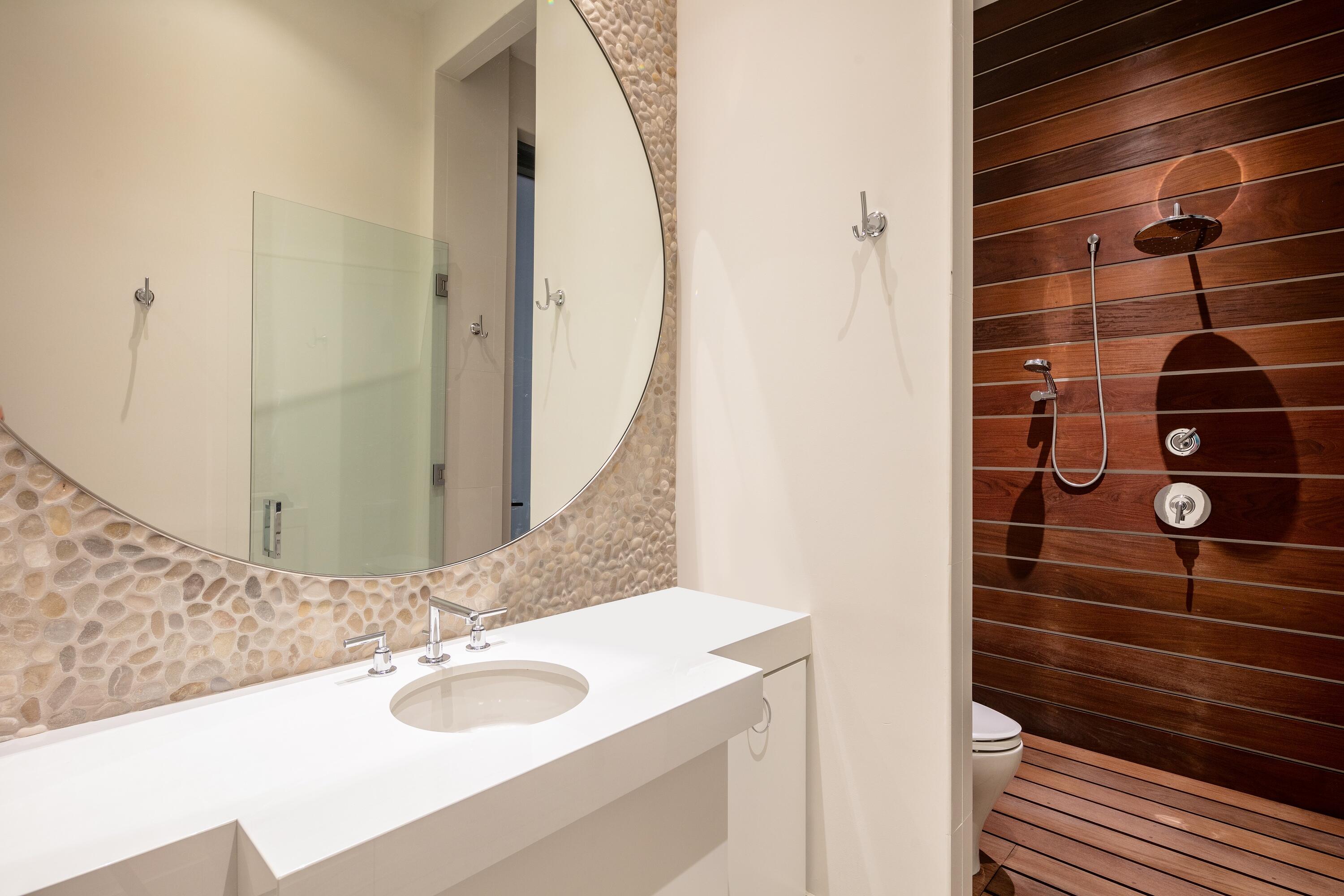 ADMIRALS COVE PAR C - Residential