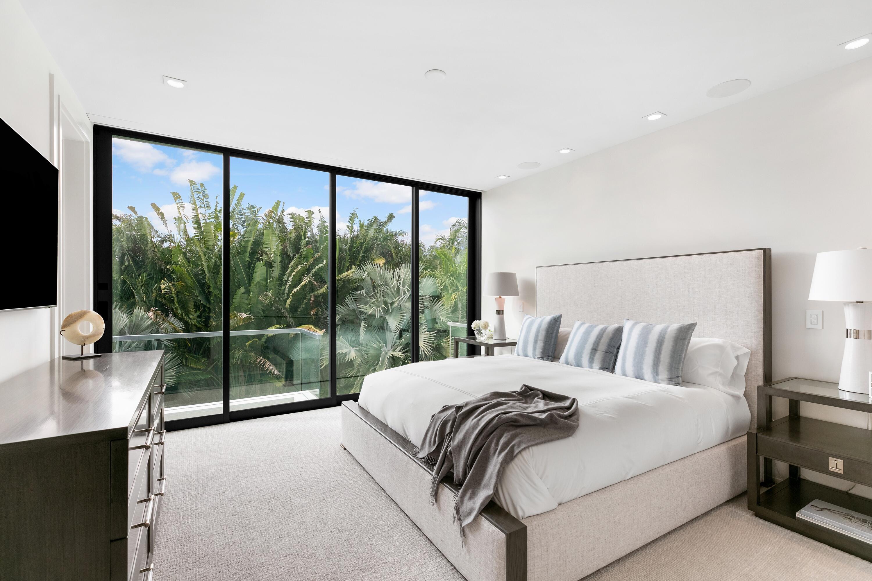 ADMIRALS COVE PAR C - Residential