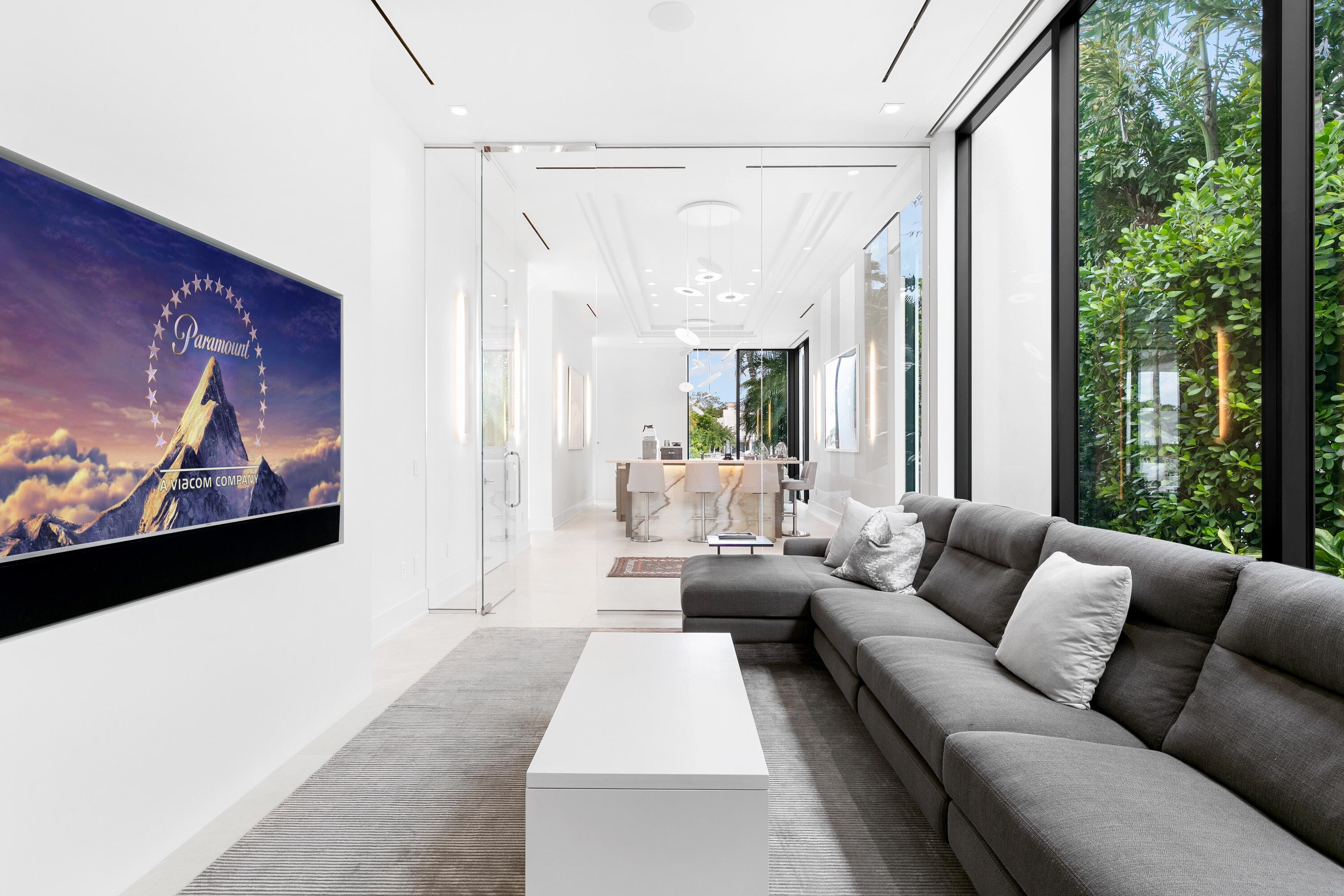 ADMIRALS COVE PAR C - Residential