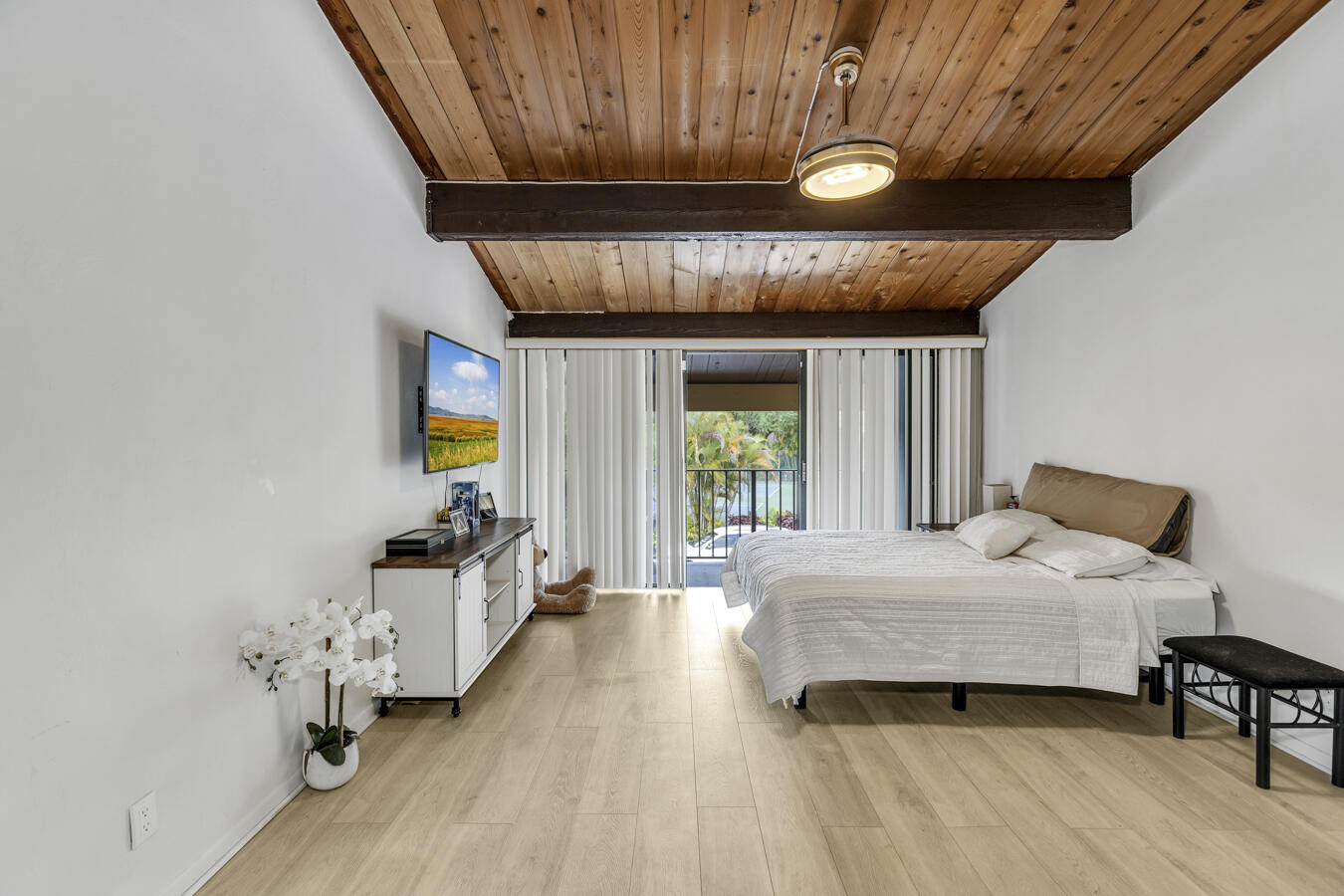 MAJESTIC VIEW CONDO NUMBER ONE - Residential Lease