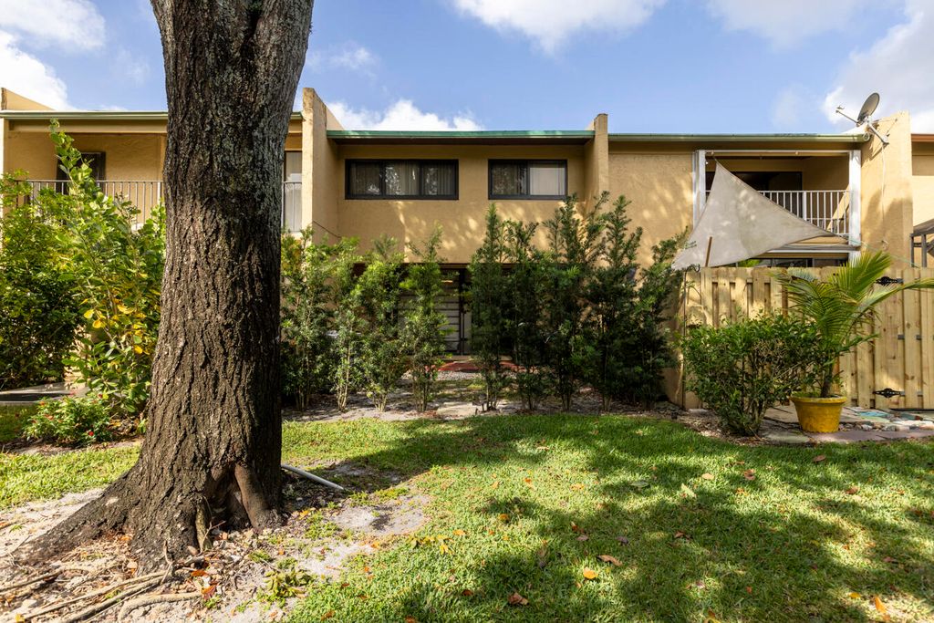 Photo of 720 E Coco Plum Circle #5, Plantation, FL 33324 (MLS # B26018658)
