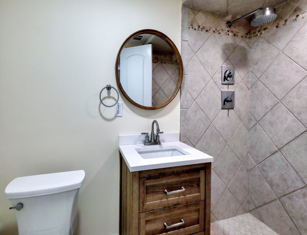 Cross Fox Condo - Residential Lease