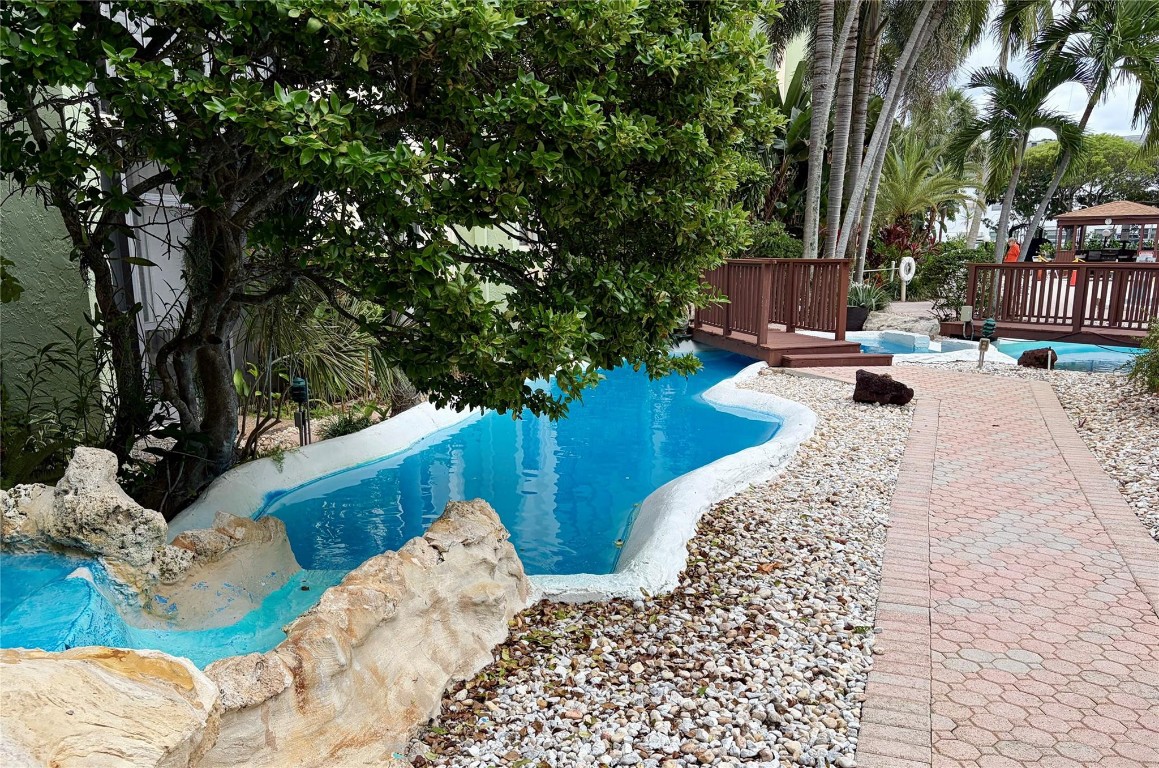 Cross Fox Condo - Residential Lease