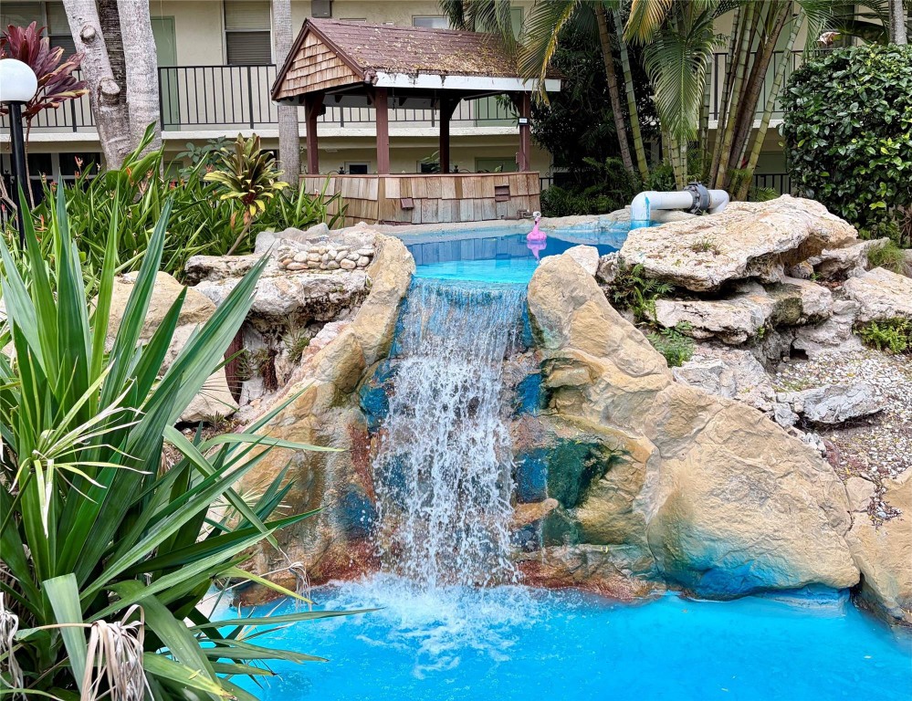 Cross Fox Condo - Residential Lease