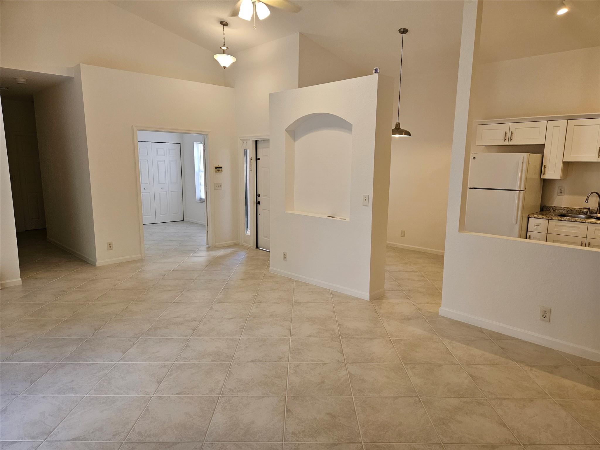 Regency Lakes At Coconut - Residential Lease