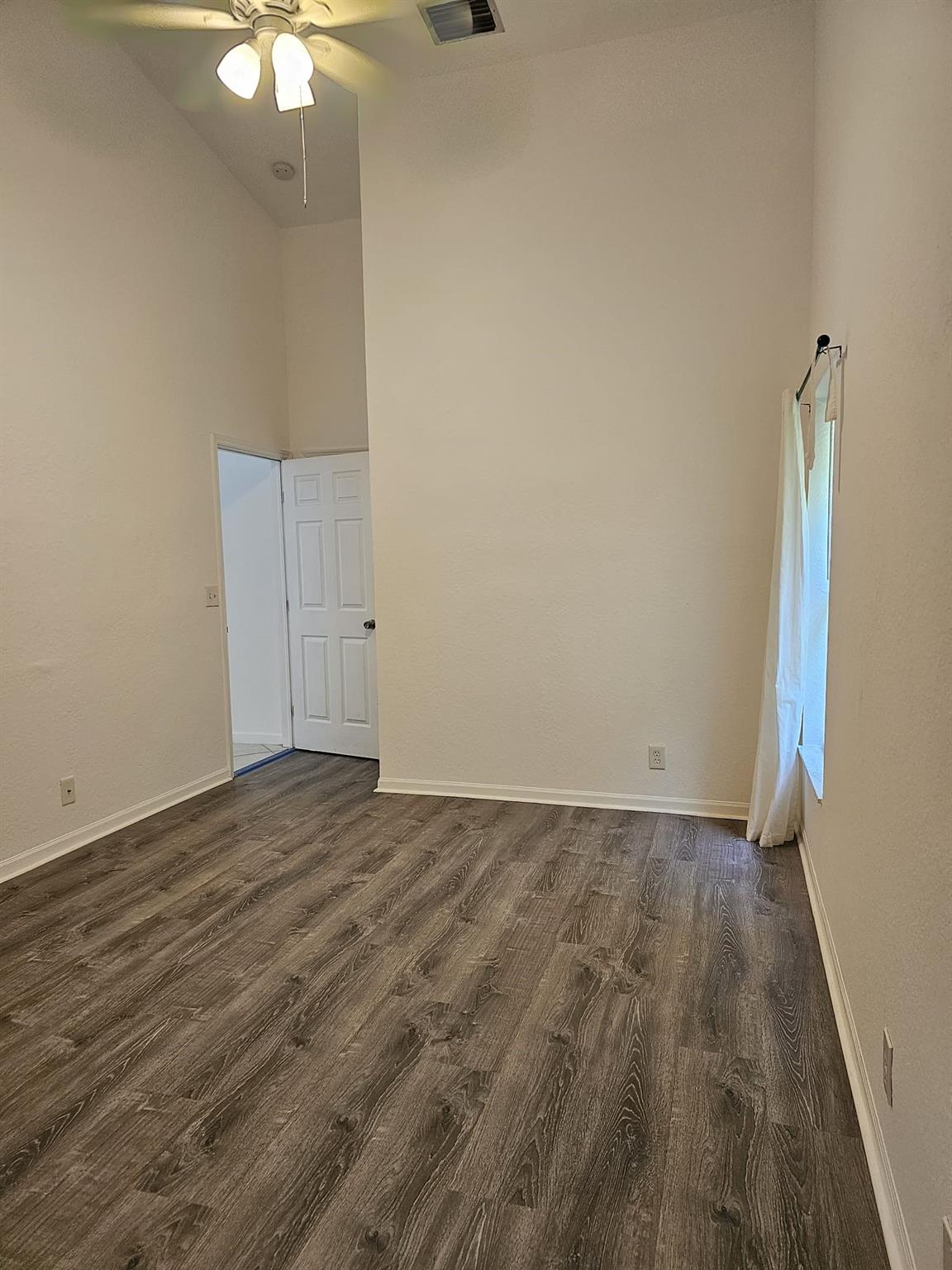 Regency Lakes At Coconut - Residential Lease