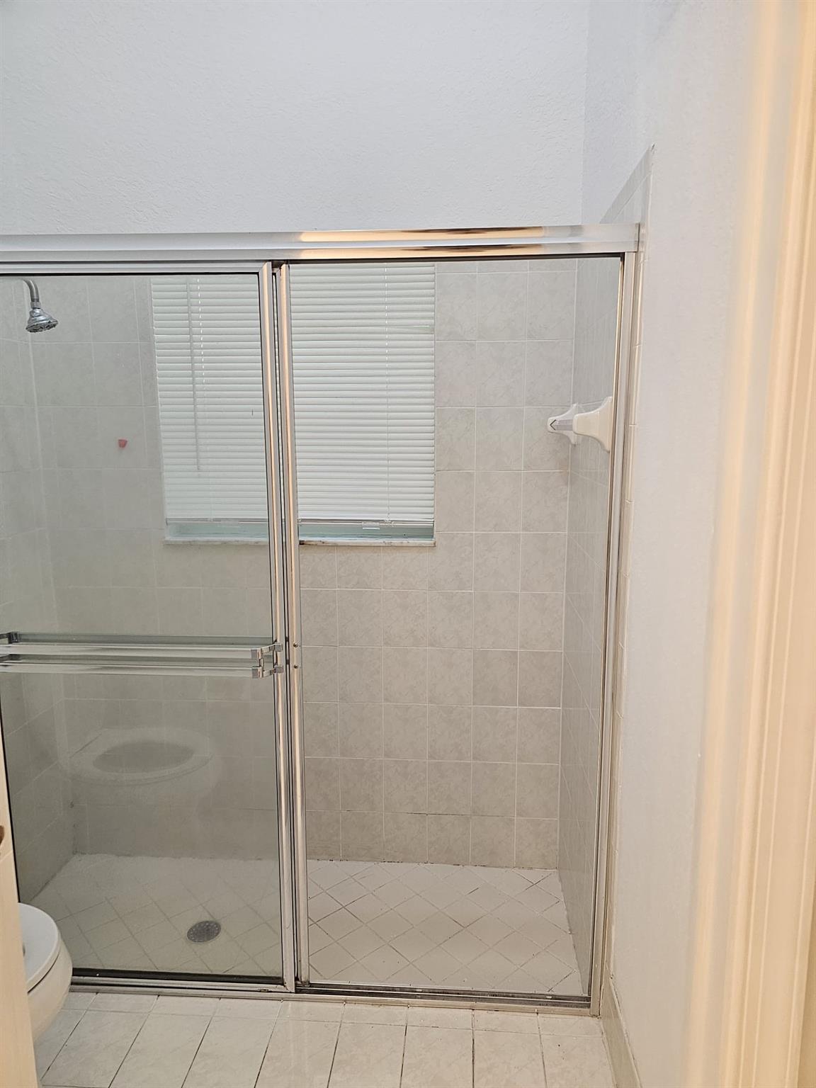 Regency Lakes At Coconut - Residential Lease