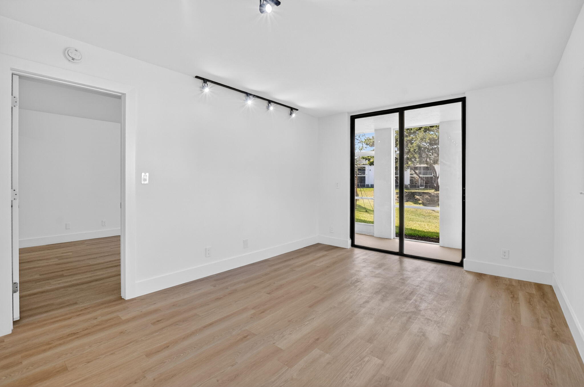 Boca Villas Apts - Residential Lease