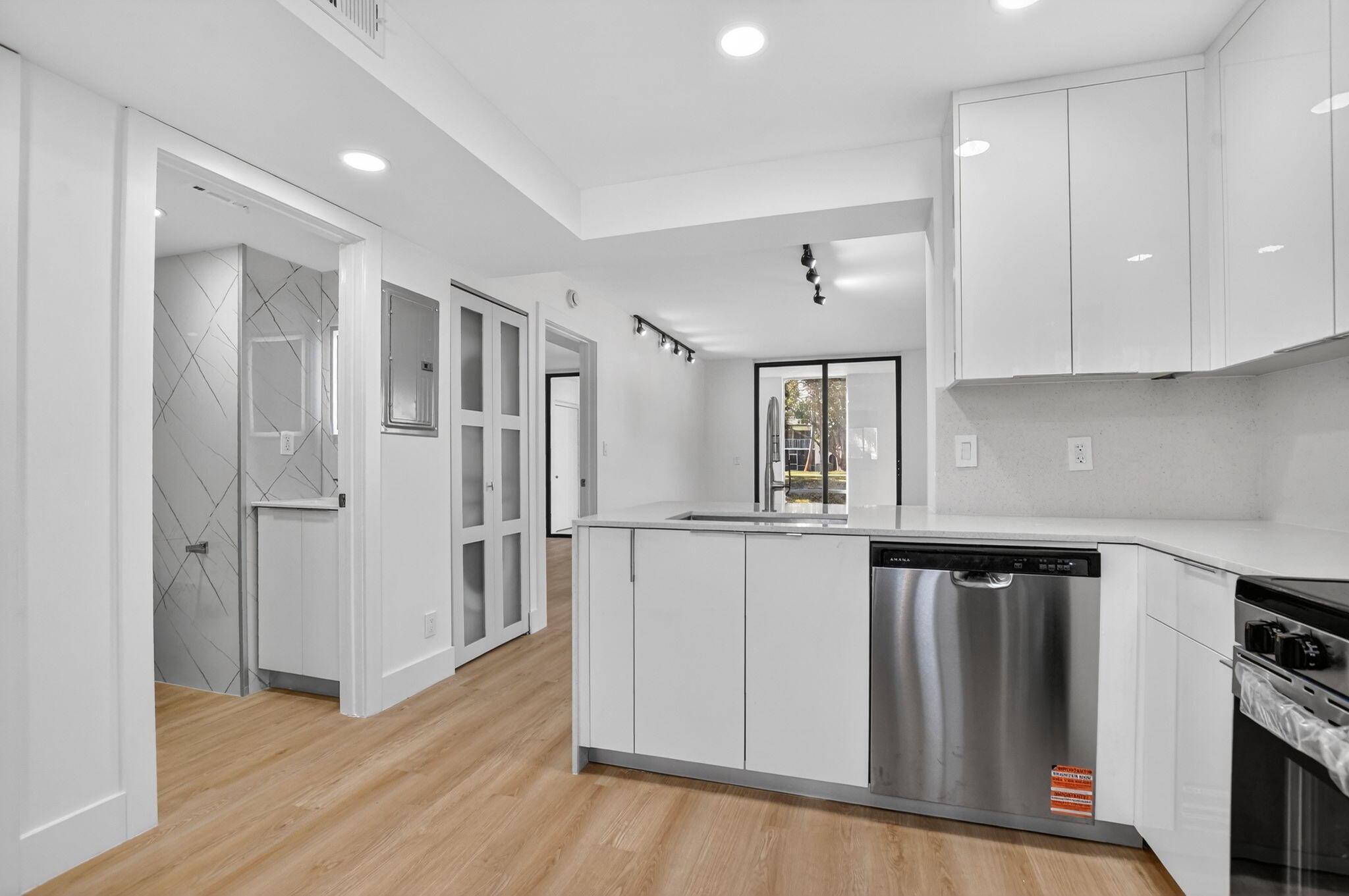 Boca Villas Apts - Residential Lease