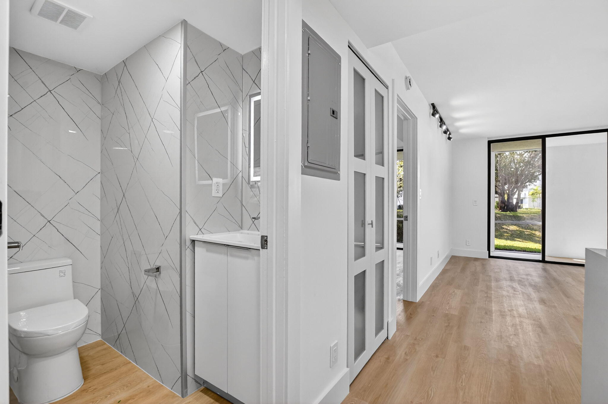 Boca Villas Apts - Residential Lease