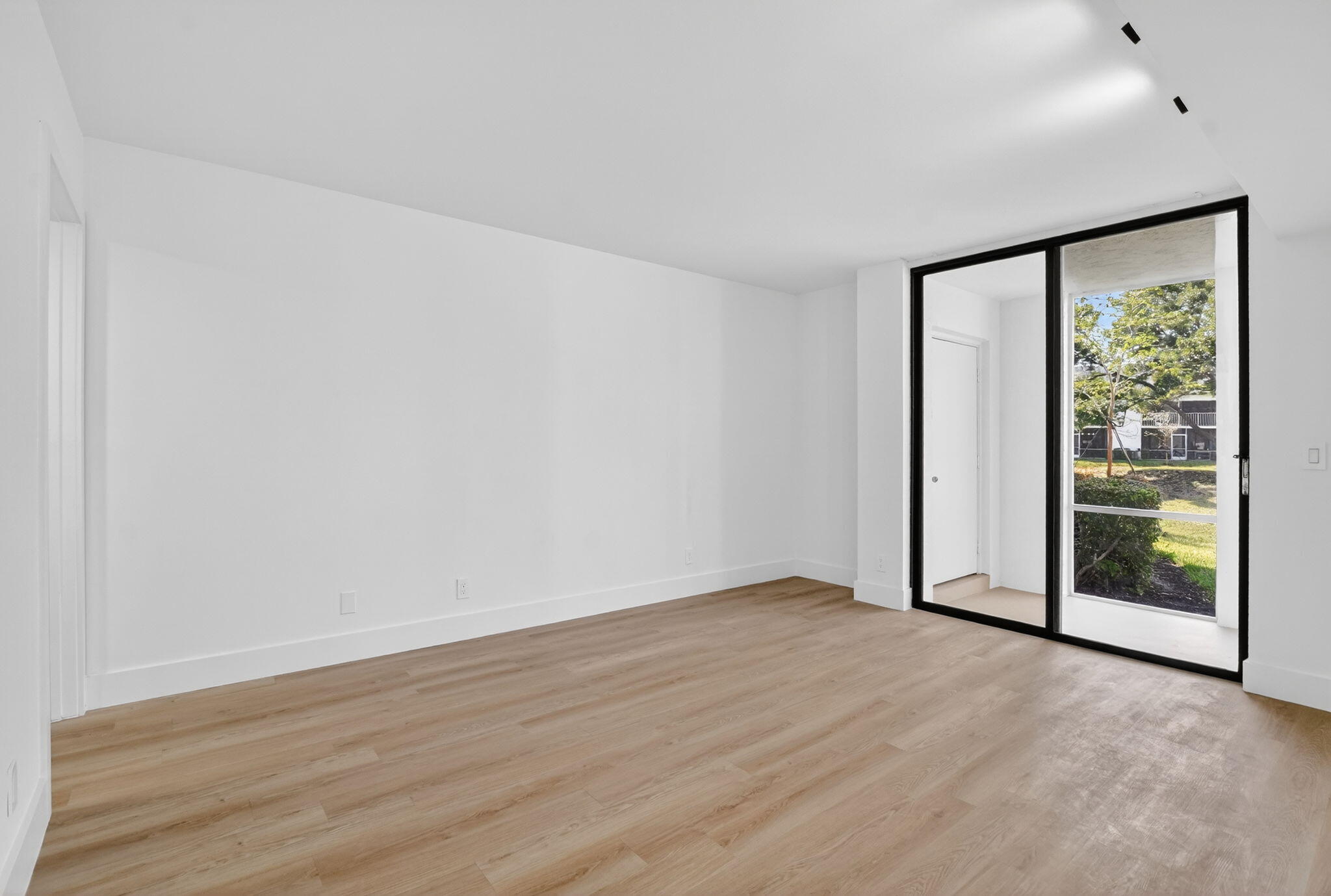 Boca Villas Apts - Residential Lease