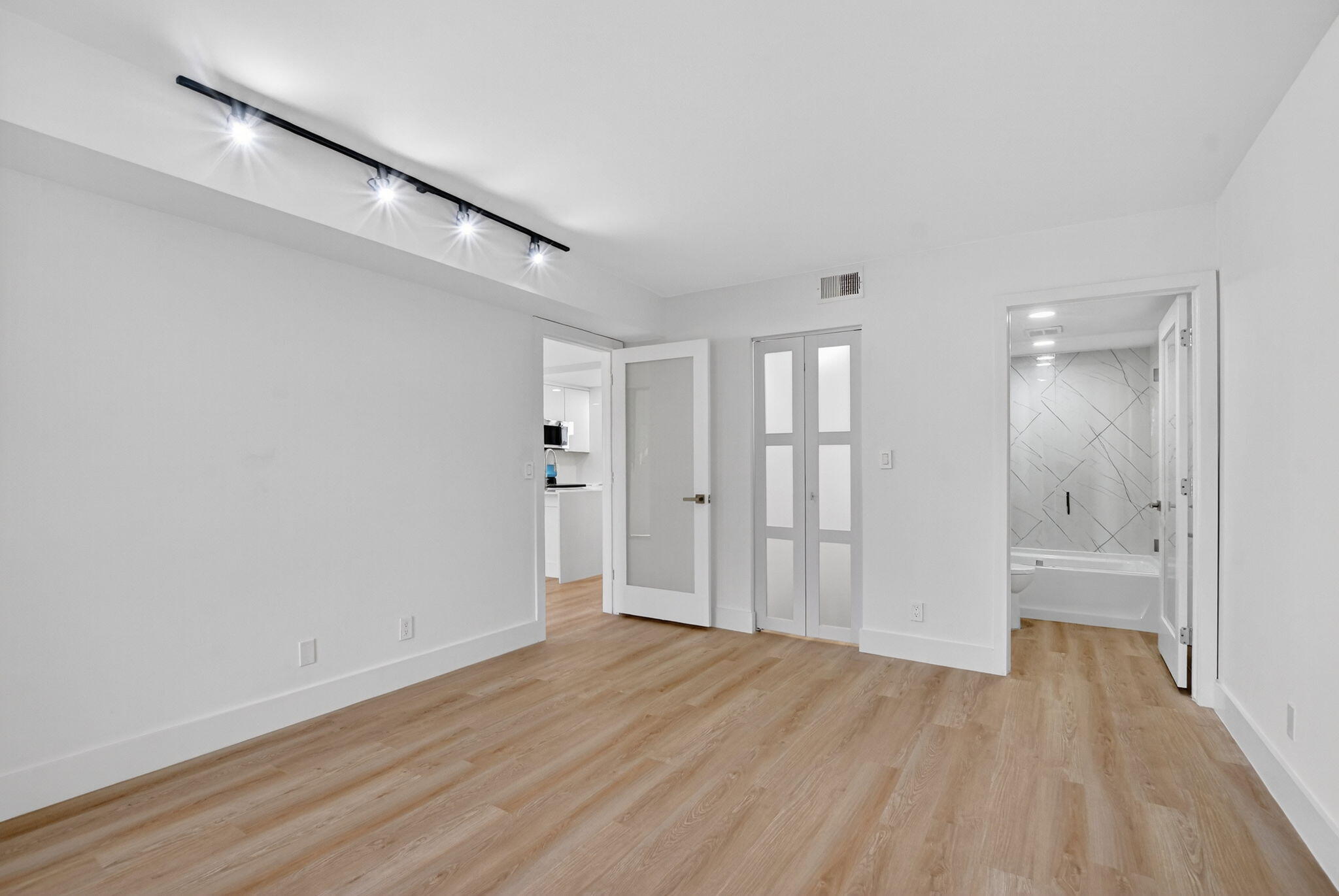 Boca Villas Apts - Residential Lease