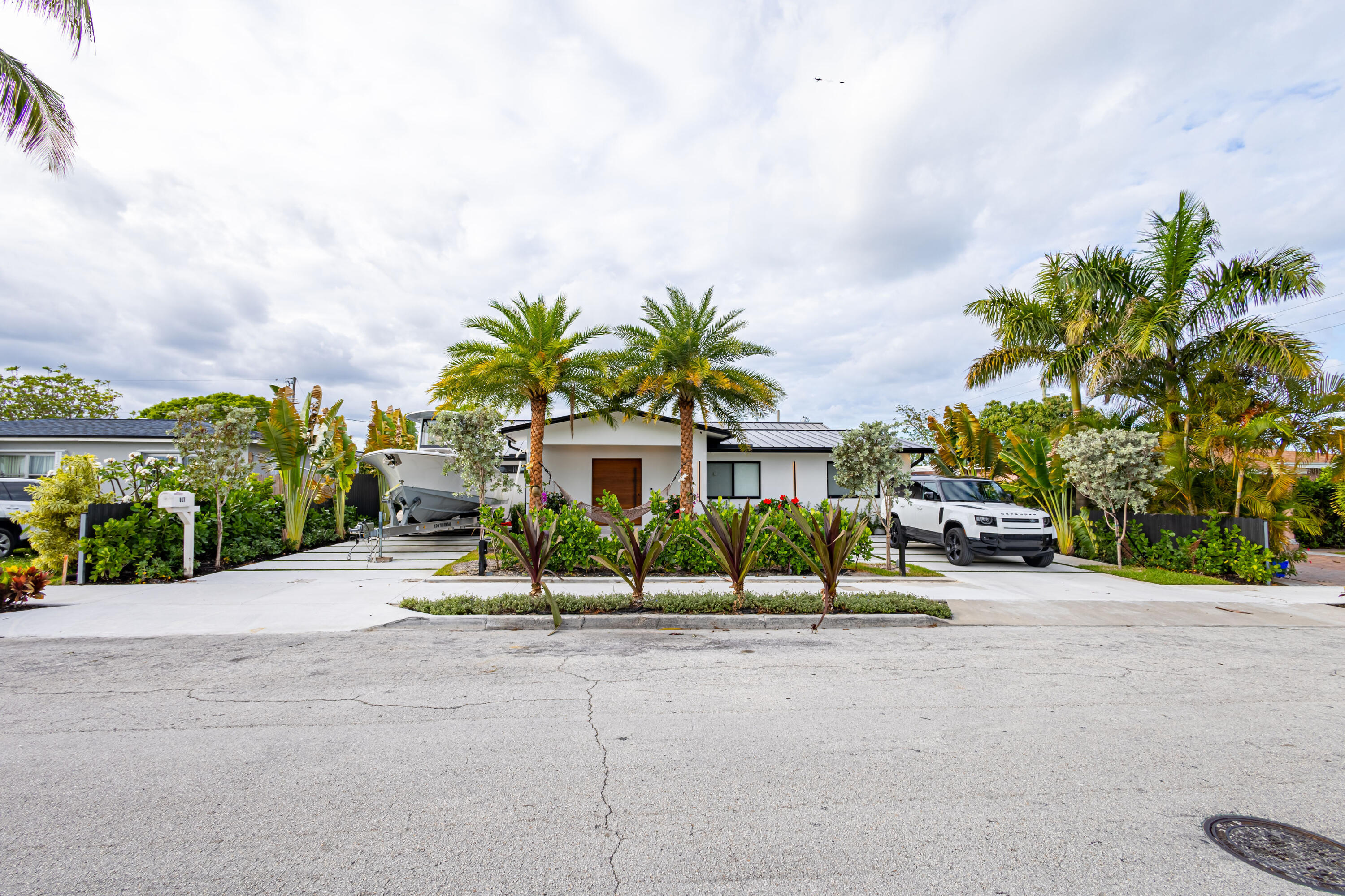 BELVEDERE COURT 4 - Residential