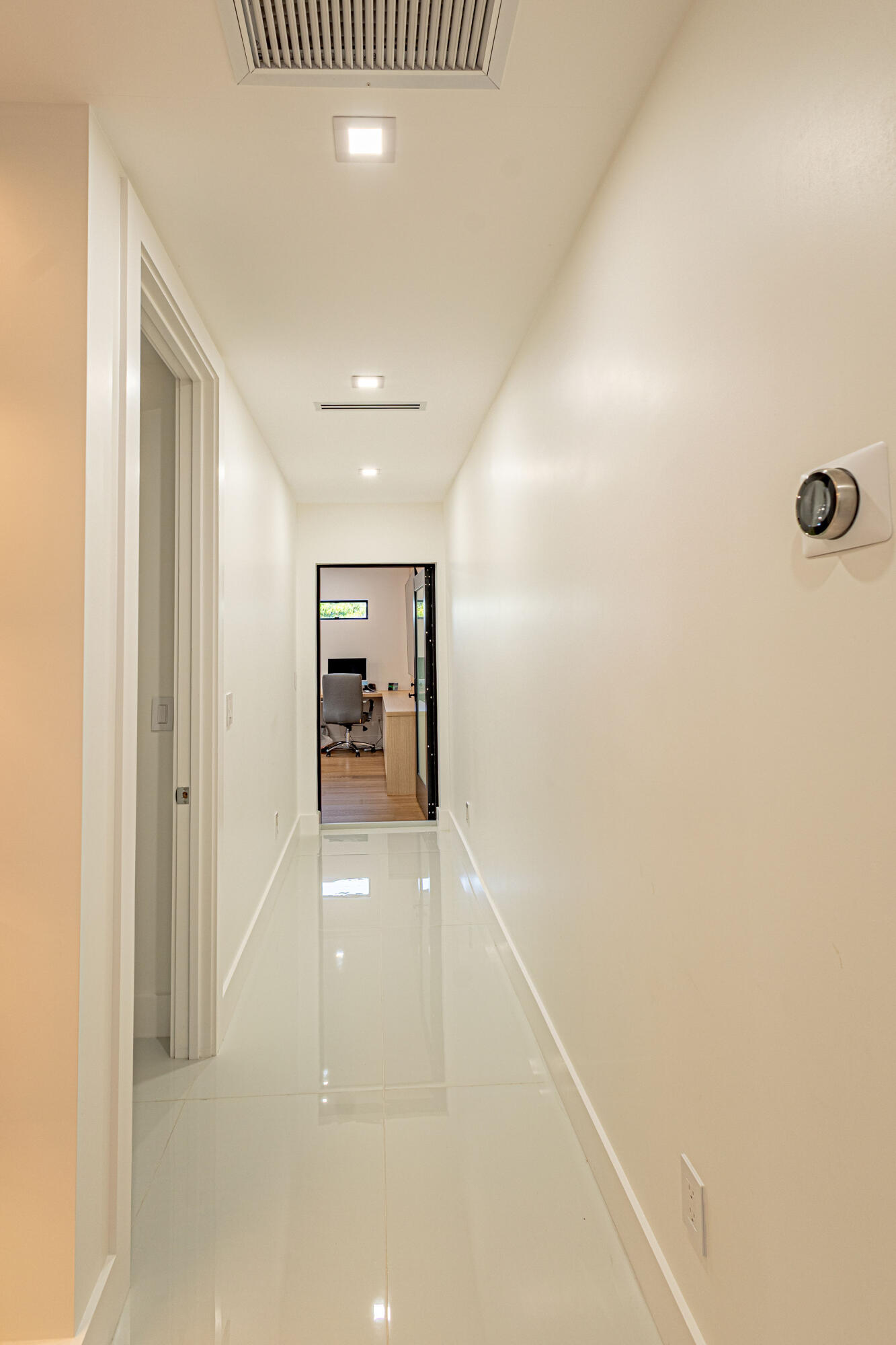 BELVEDERE COURT 4 - Residential
