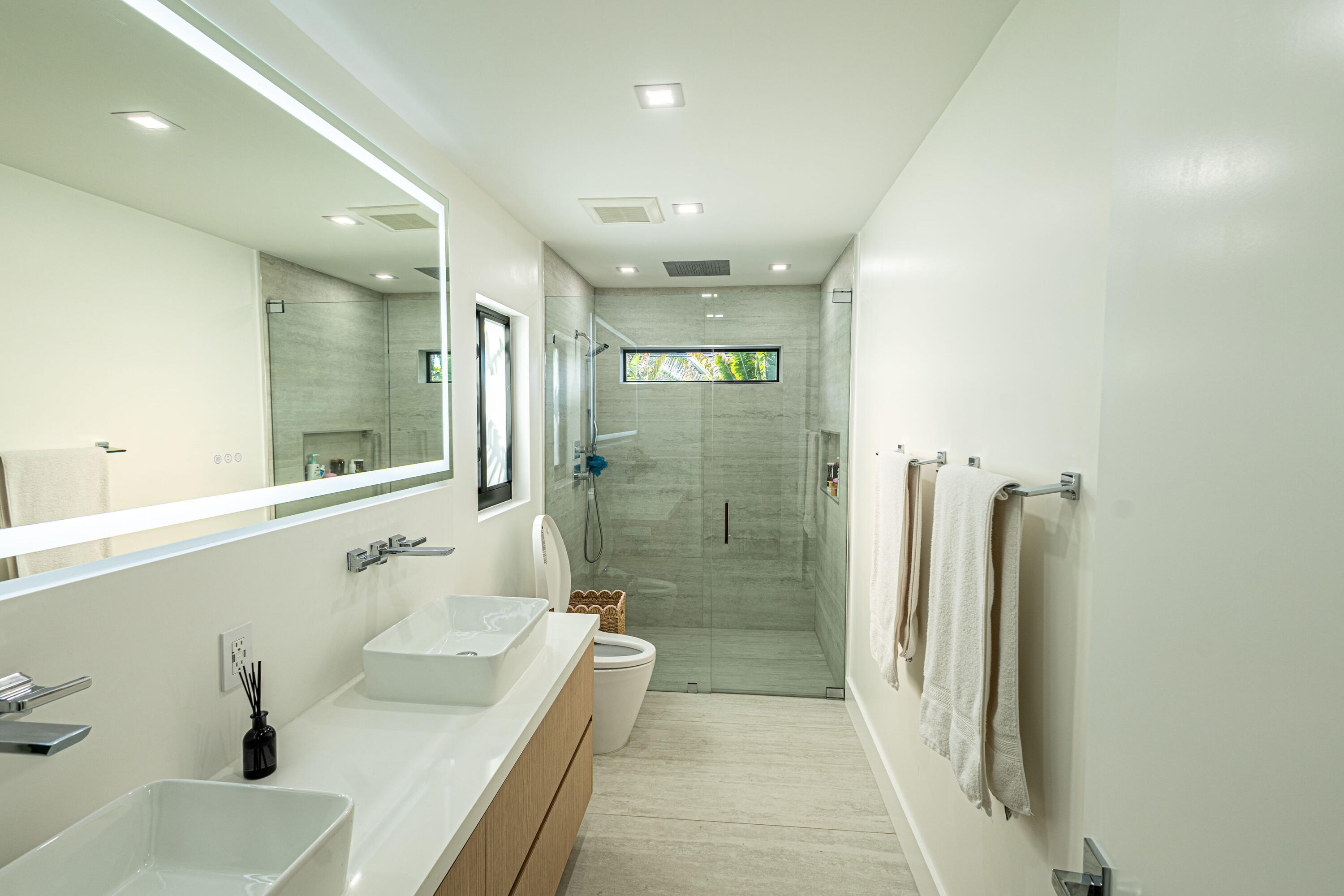 BELVEDERE COURT 4 - Residential