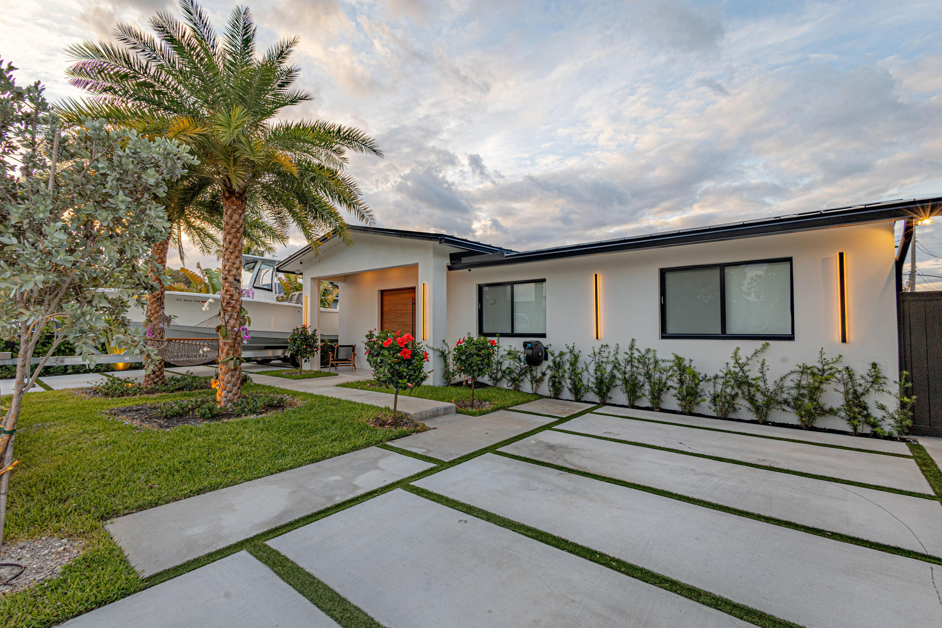 BELVEDERE COURT 4 - Residential