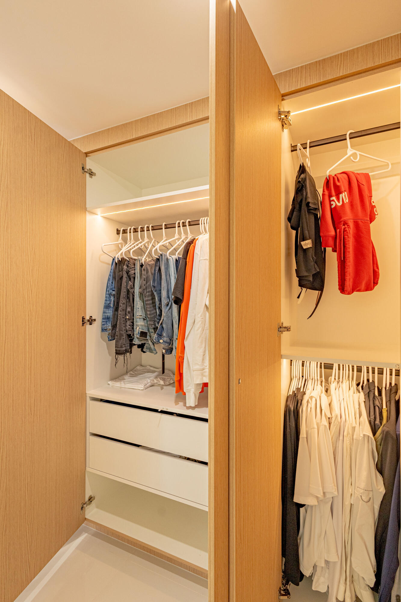 BELVEDERE COURT 4 - Residential