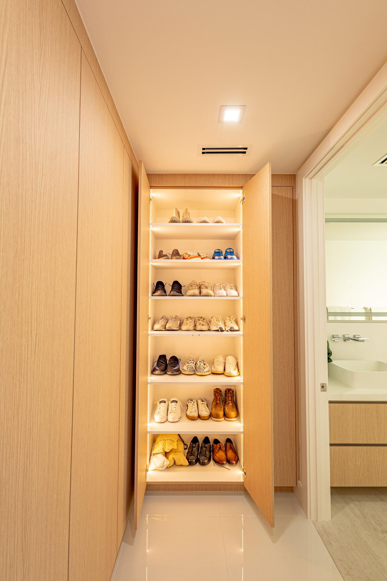 BELVEDERE COURT 4 - Residential