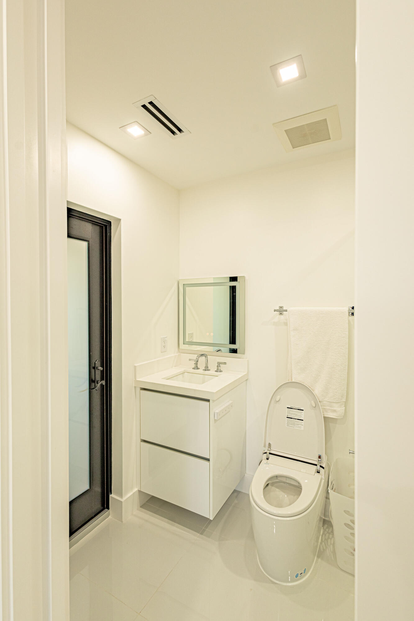 BELVEDERE COURT 4 - Residential