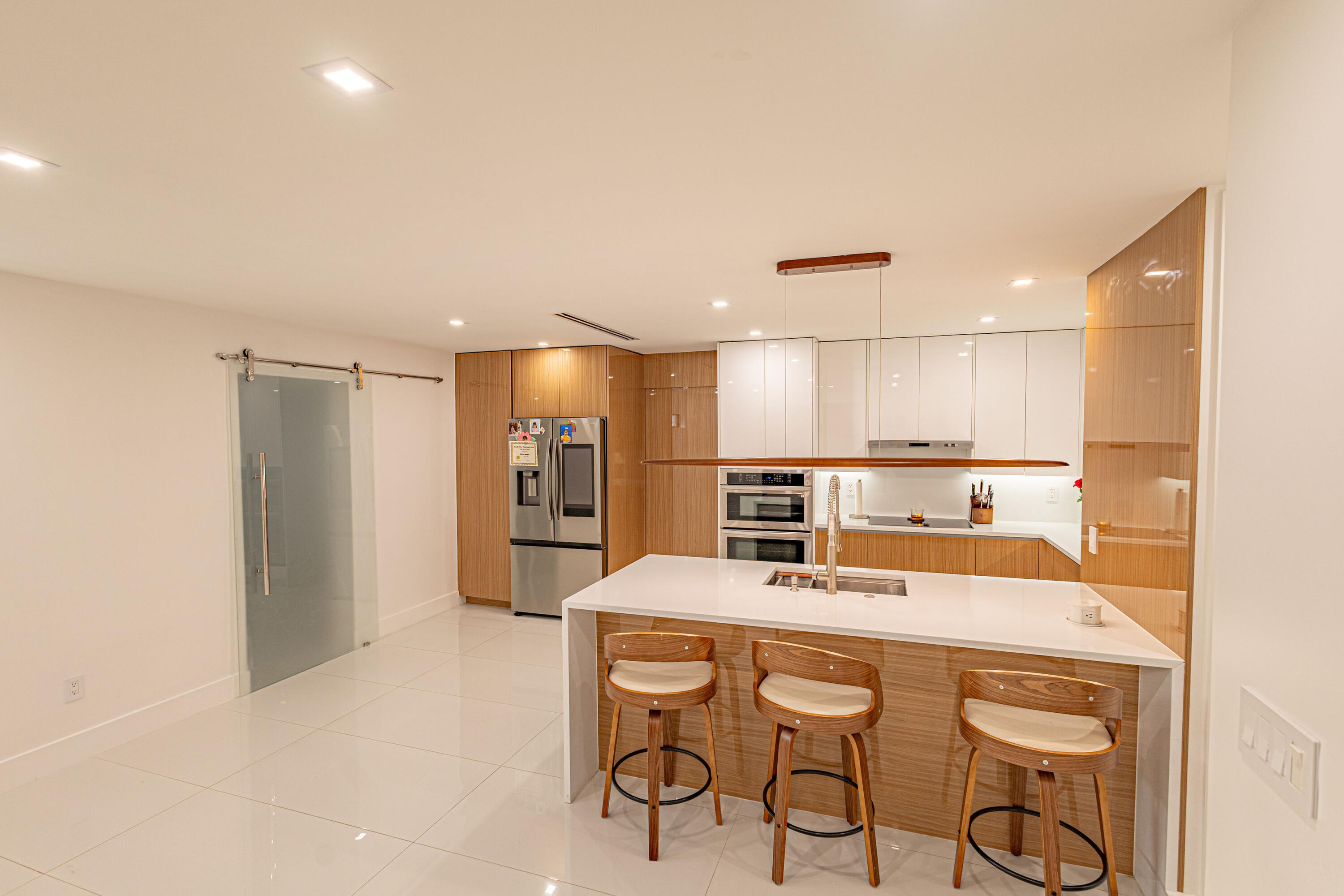 BELVEDERE COURT 4 - Residential