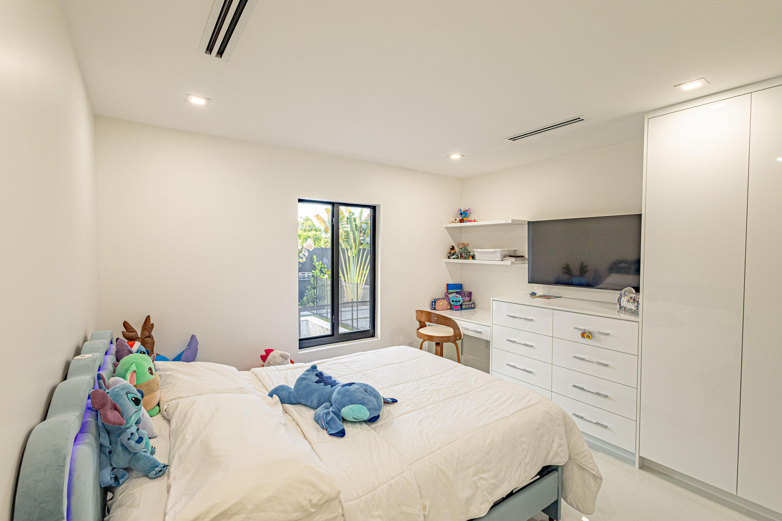 BELVEDERE COURT 4 - Residential