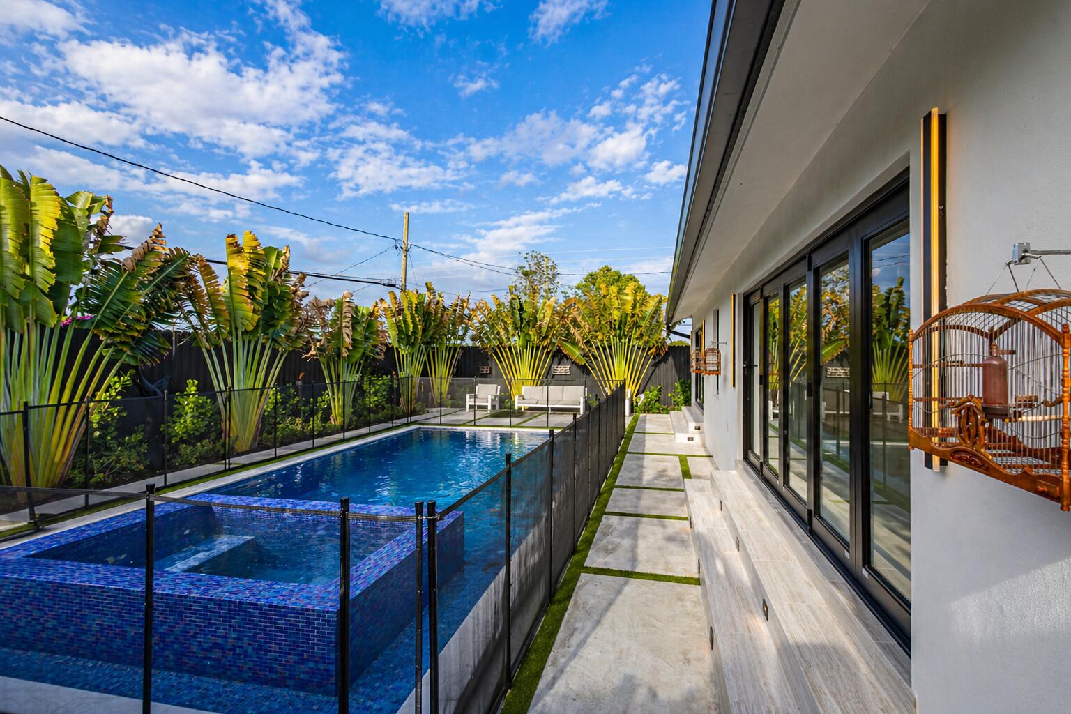 BELVEDERE COURT 4 - Residential