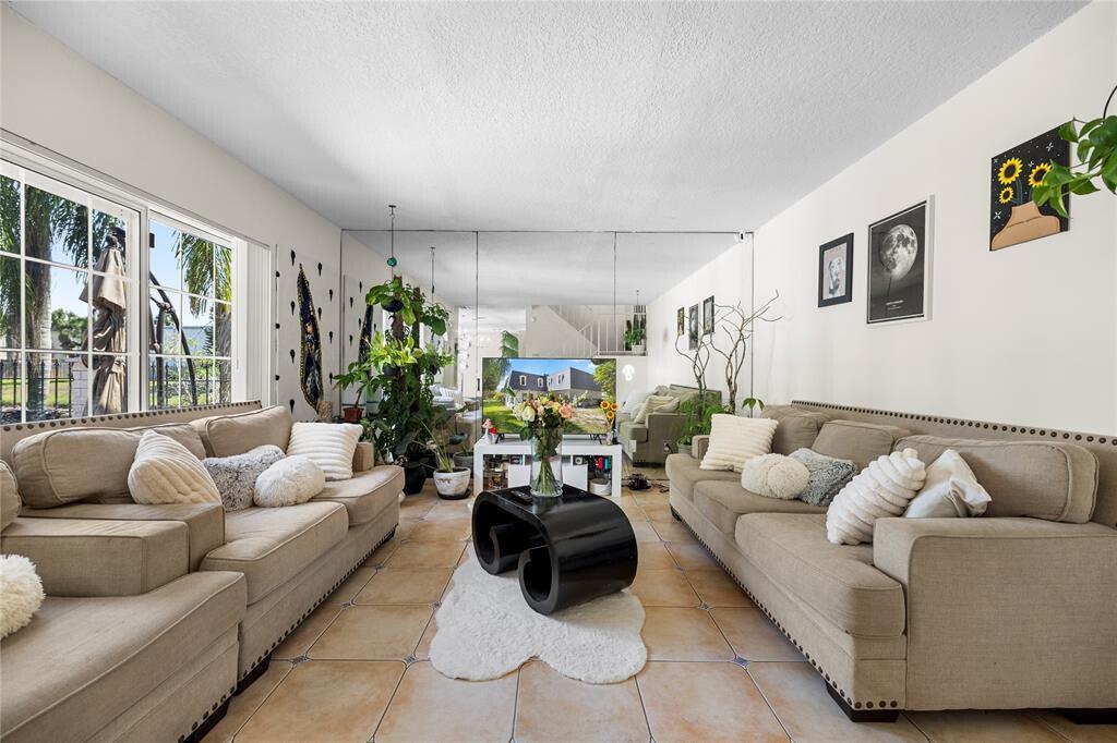 French Quarter - Residential Lease