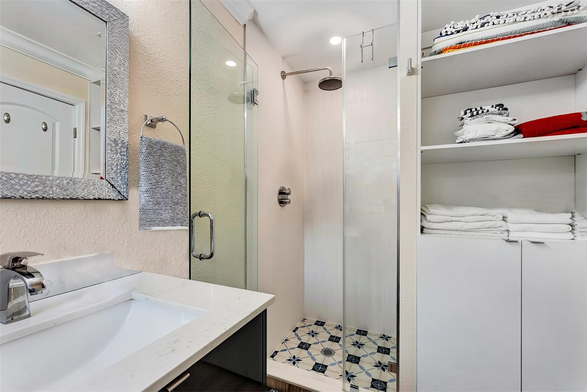 Edgewater Estates 40-7 B - Residential