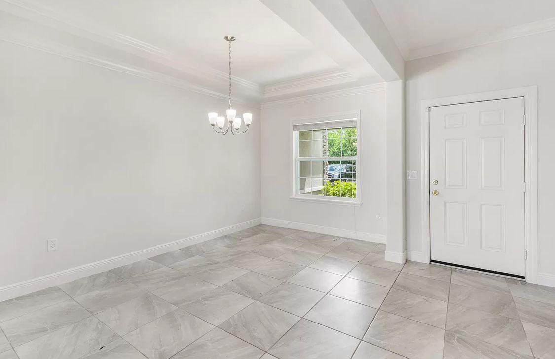 PORT ST LUCIE SECTION 21 - Residential Lease