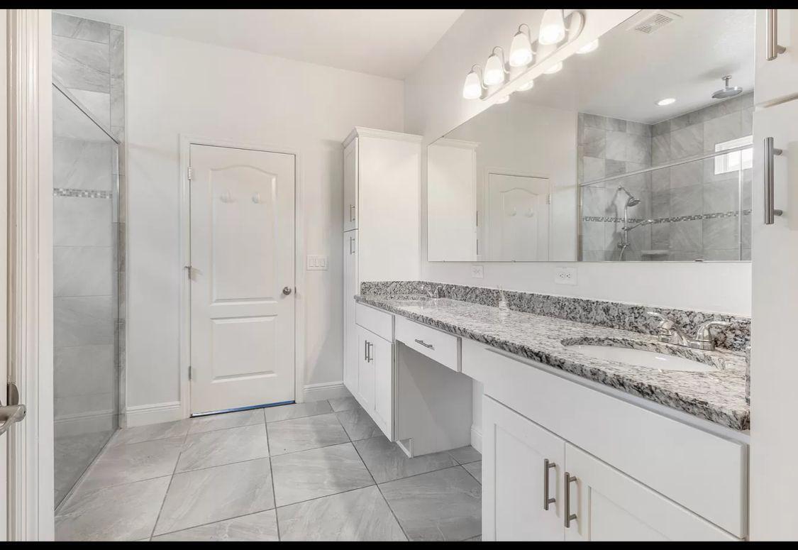 PORT ST LUCIE SECTION 21 - Residential Lease