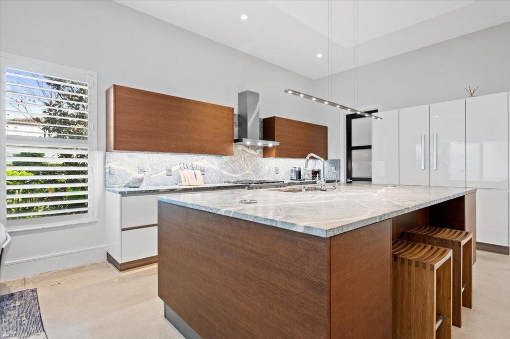 Photo of 8035 Hobbes Way, Palm Beach Gardens, FL 33418 (MLS # R10951420)