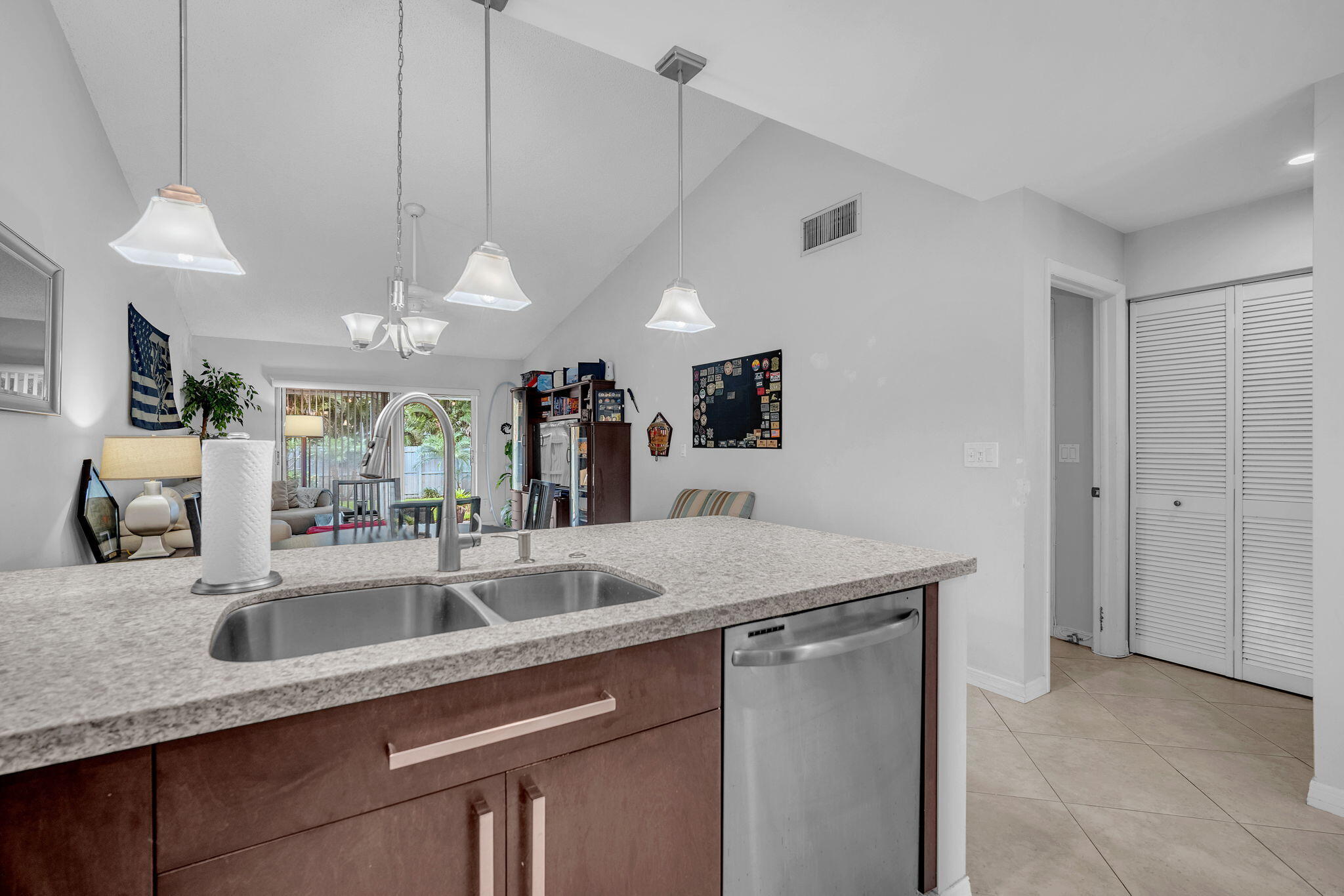 SHERIDAN HILLS SEC 1 - Residential