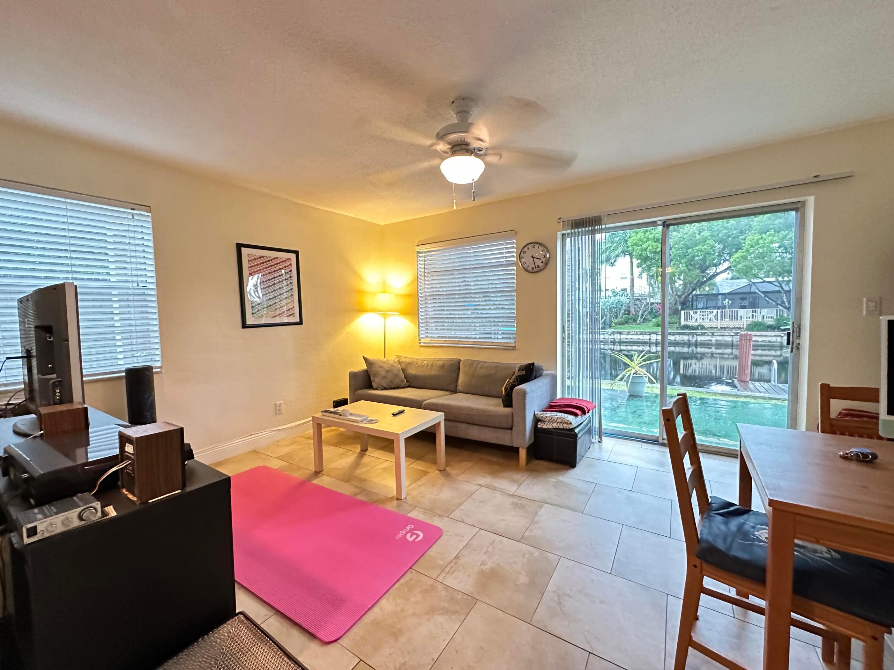 CORAL RIDGE ISLES - Residential Lease