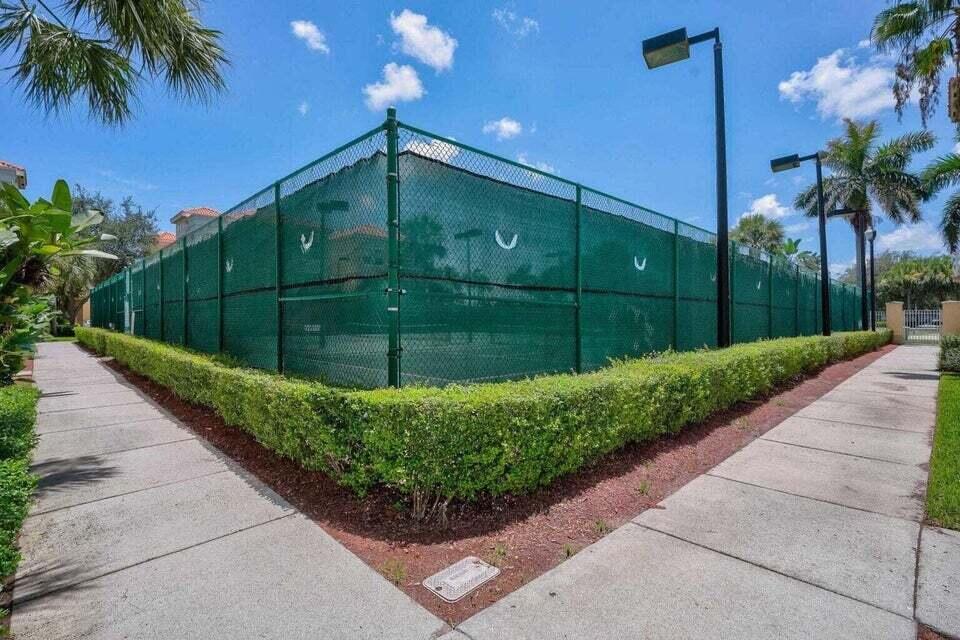 LEGACY PLACE - Residential Lease