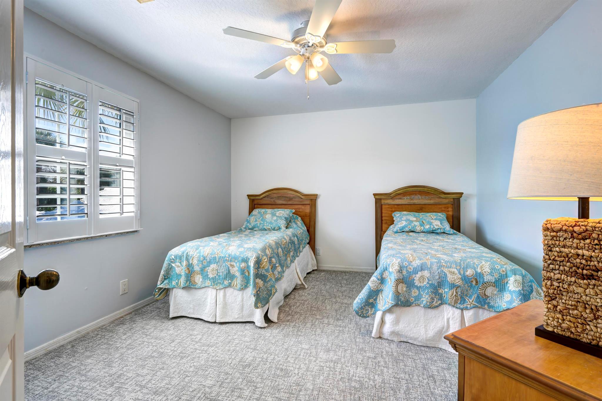 BRIDGEGATE SOUTH AT JONAT - Residential Lease