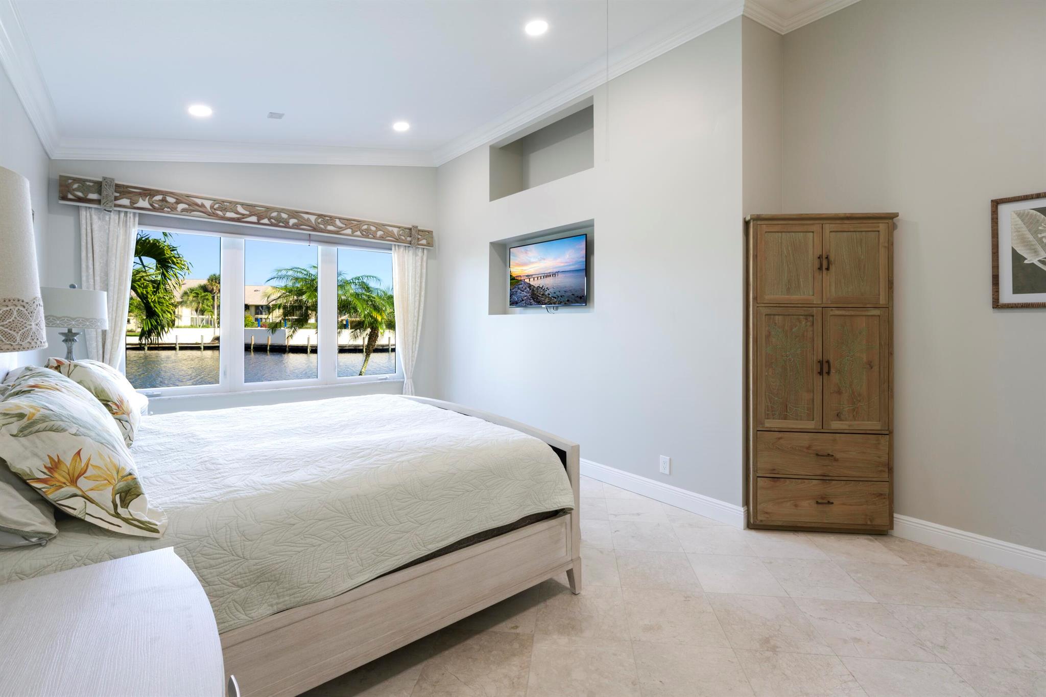 BRIDGEGATE SOUTH AT JONAT - Residential Lease