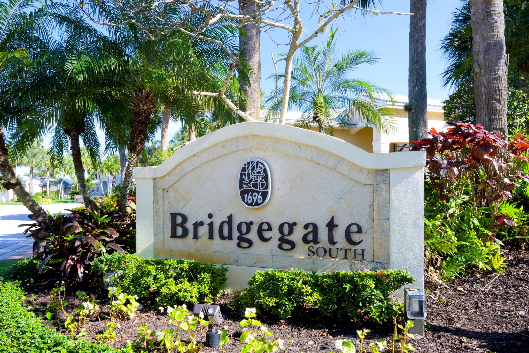 BRIDGEGATE SOUTH AT JONAT - Residential Lease