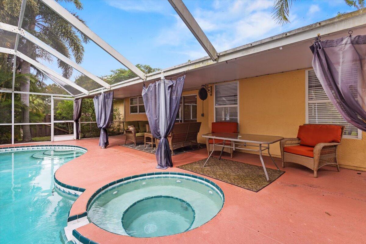 PORT ST LUCIE SECTION 8 - Residential