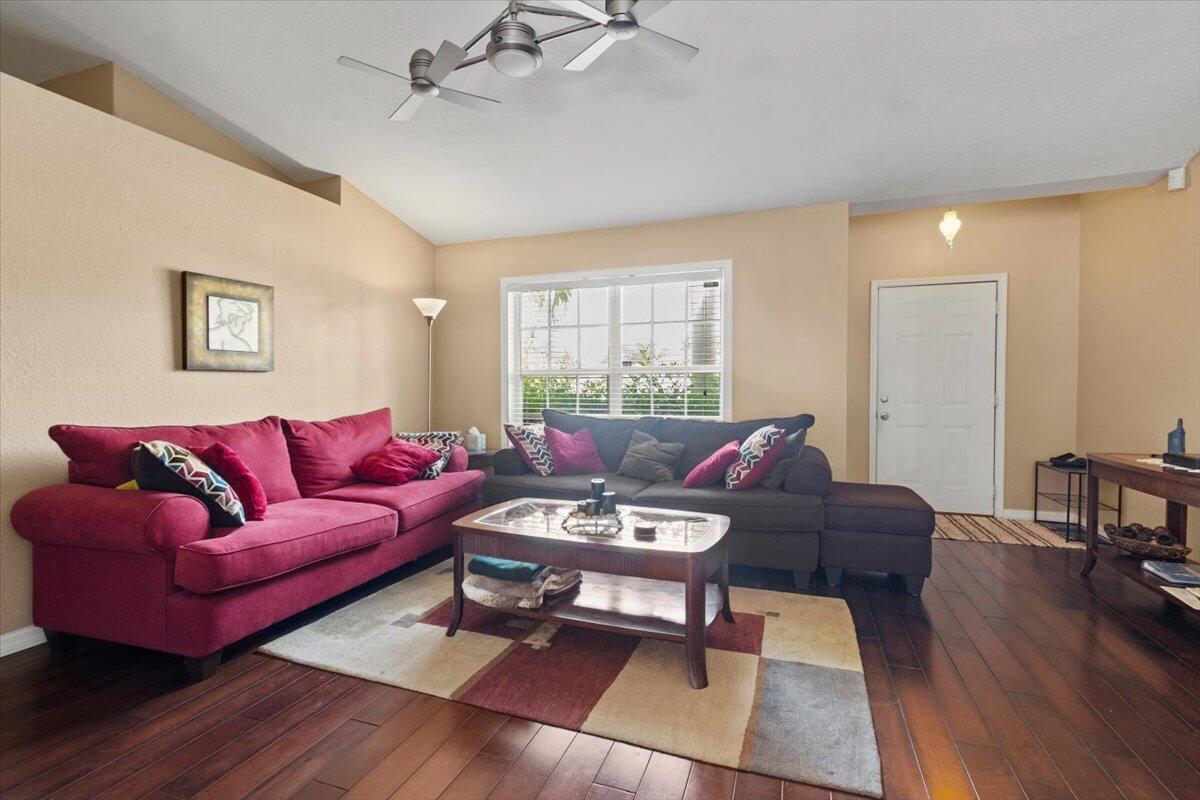 PORT ST LUCIE SECTION 8 - Residential