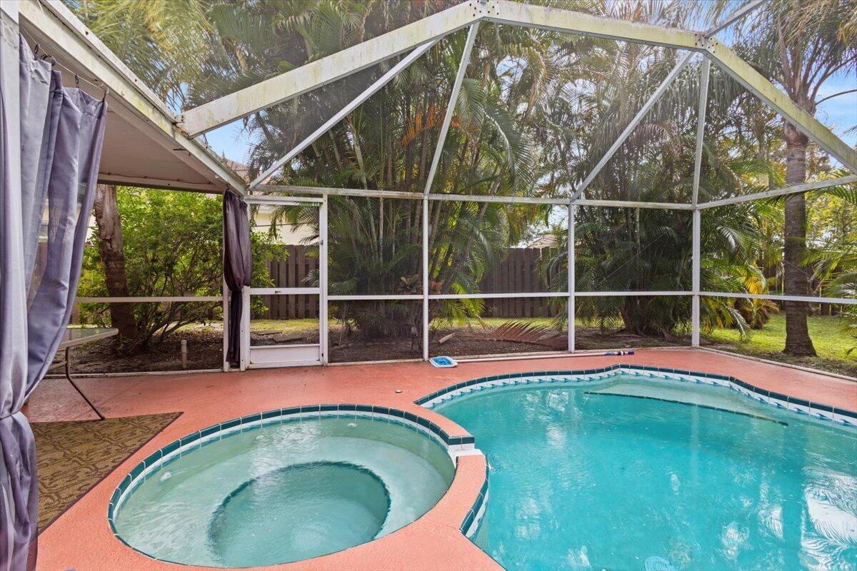 PORT ST LUCIE SECTION 8 - Residential