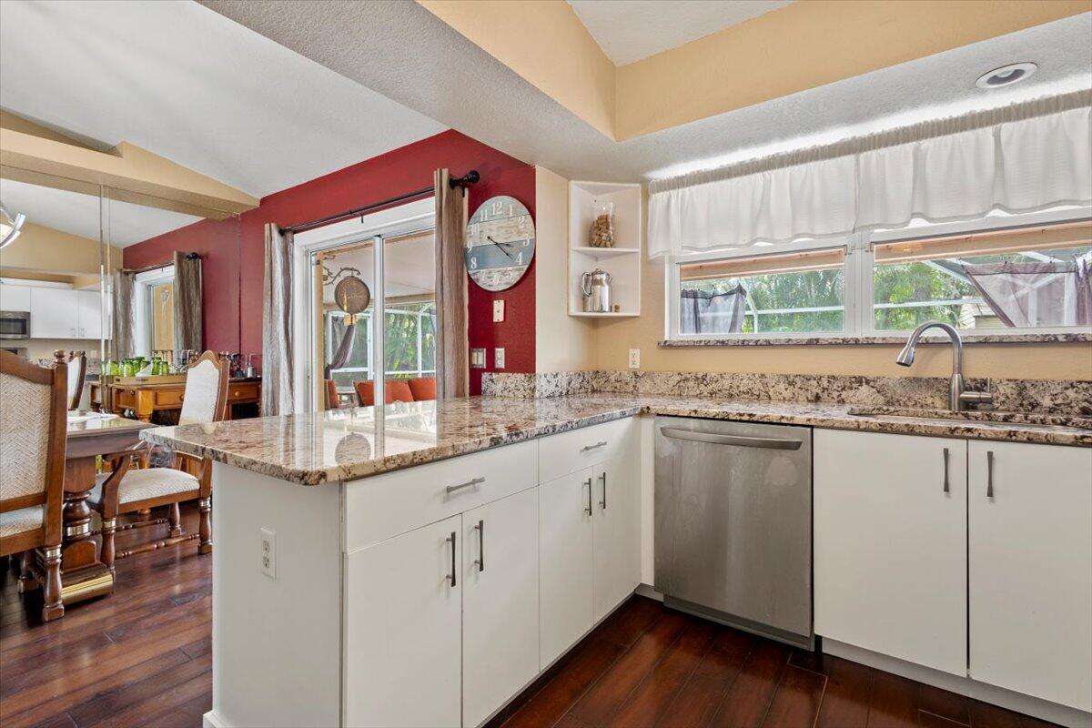 PORT ST LUCIE SECTION 8 - Residential