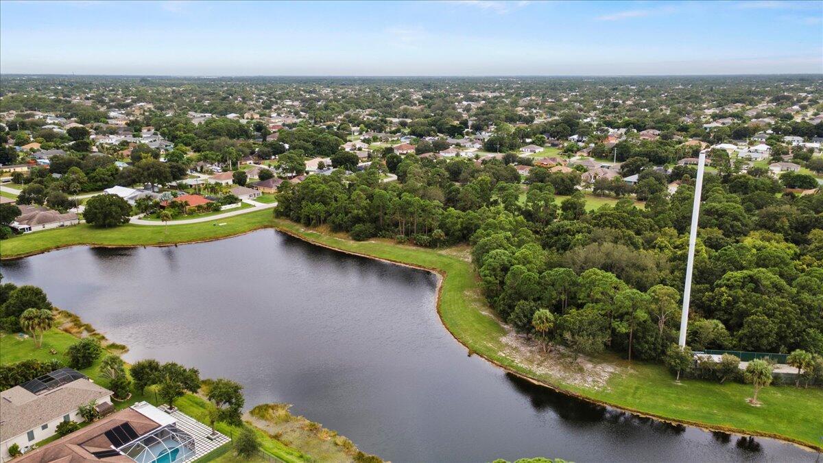 PORT ST LUCIE SECTION 8 - Residential