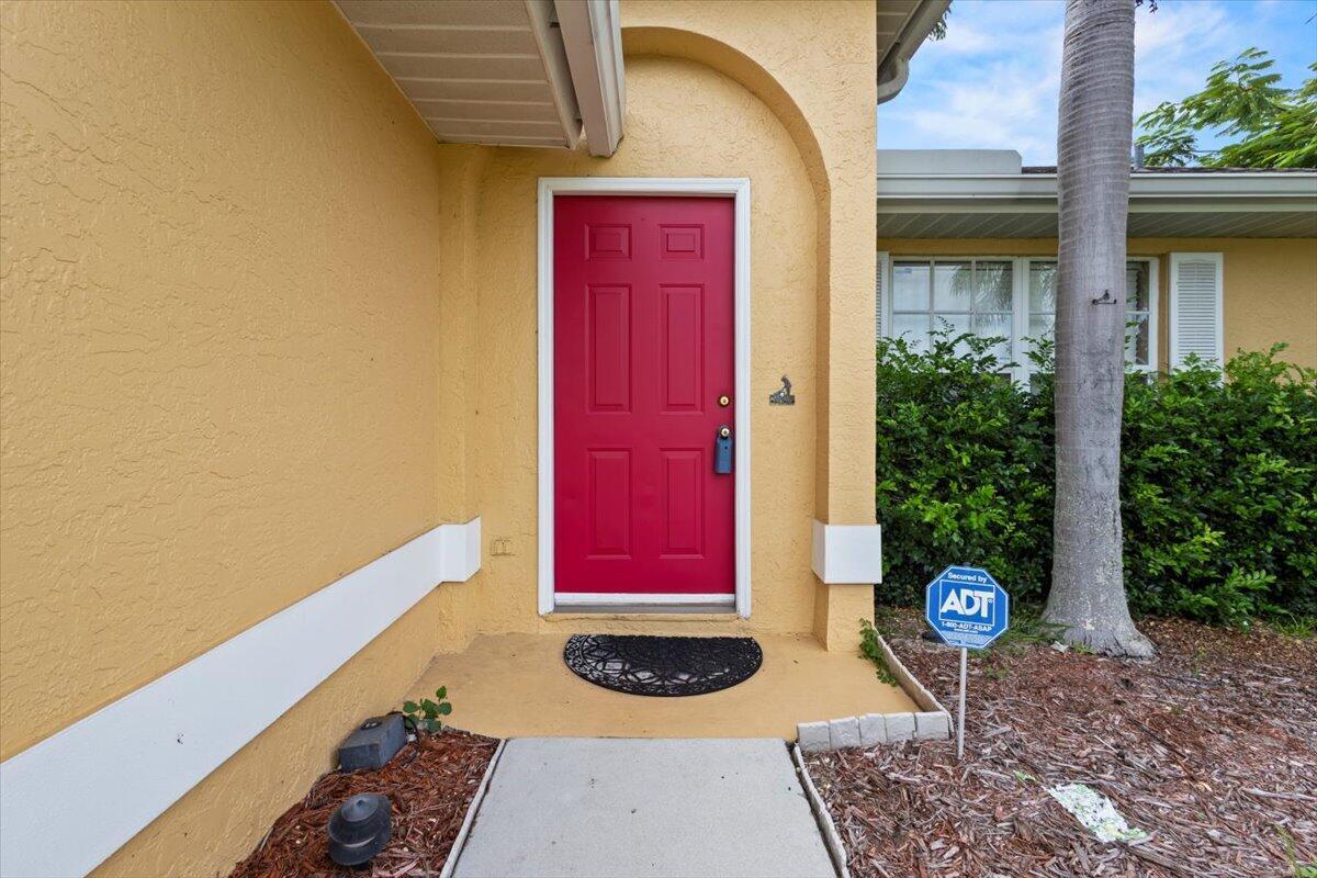 PORT ST LUCIE SECTION 8 - Residential