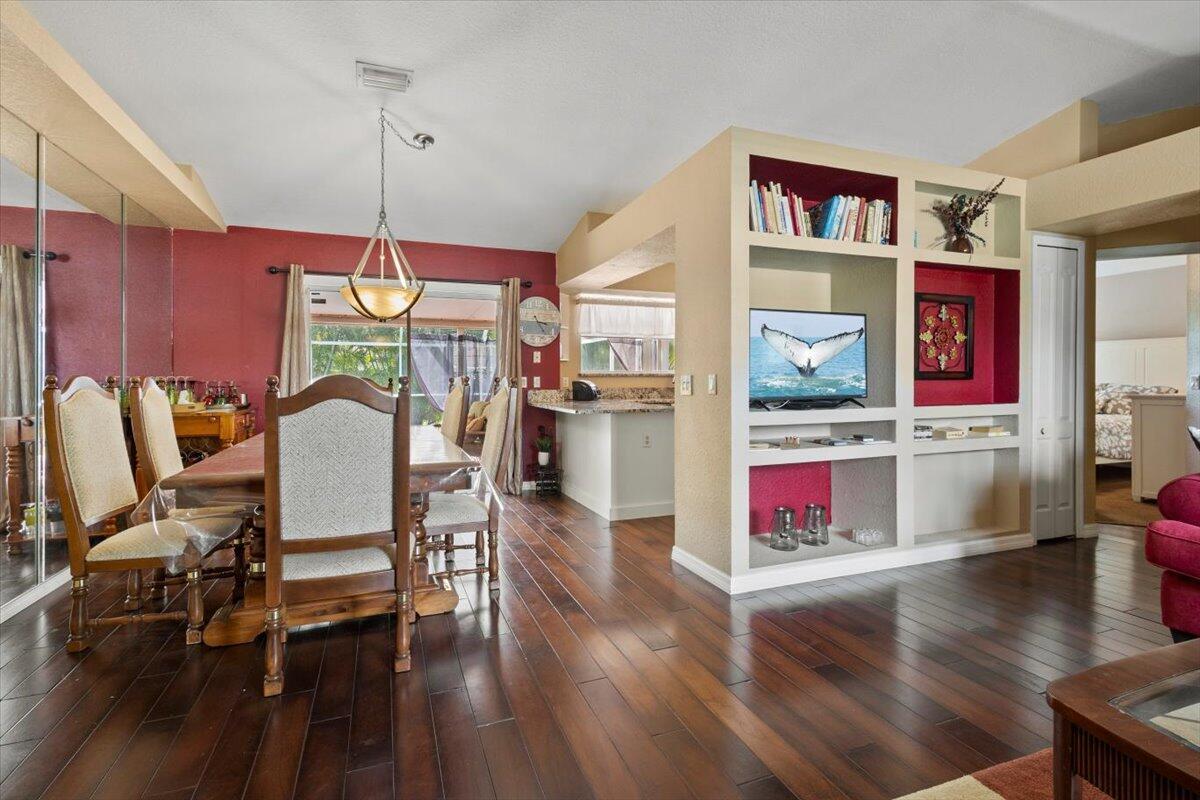 PORT ST LUCIE SECTION 8 - Residential