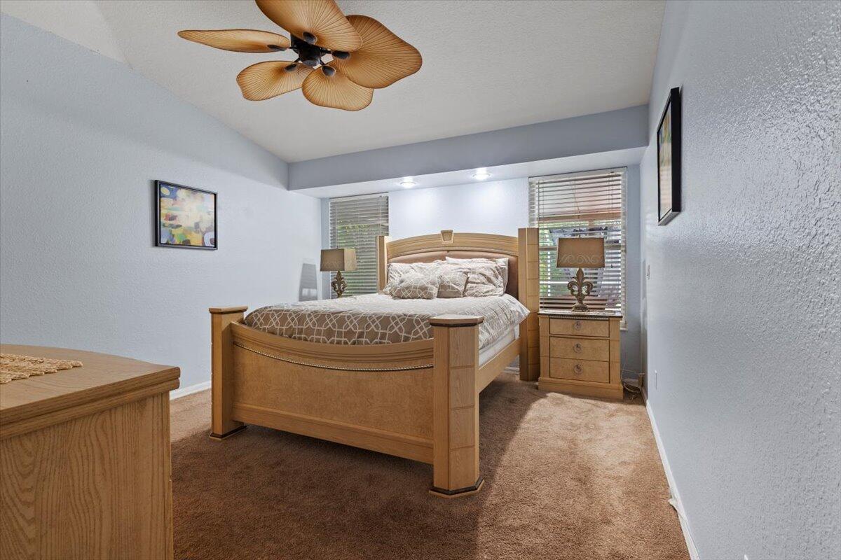 PORT ST LUCIE SECTION 8 - Residential